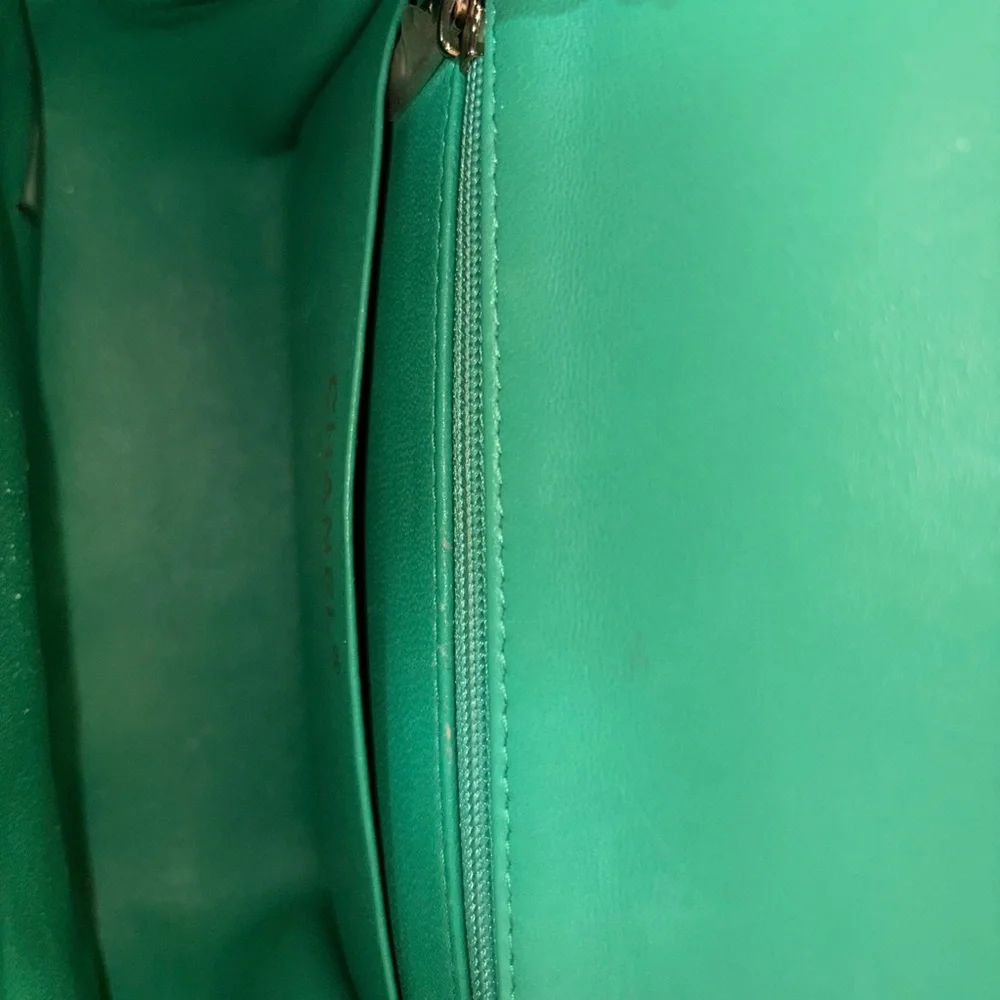 CHANEL 💯 Authentic Emerald Green Quilted Mini Flap Bag with Silver Hardware rare - Picture 7 of 16
